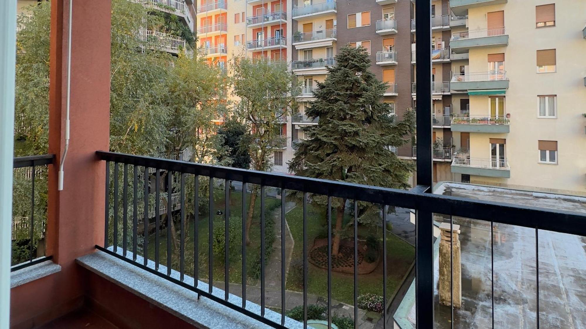 Casa Loren - Self Check-In Milan Exterior photo